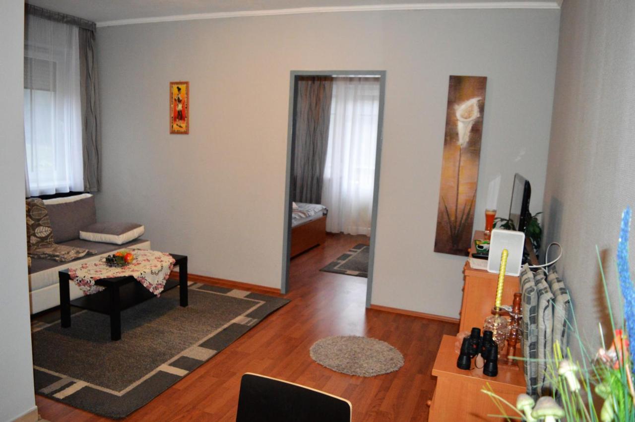 Chill Hill Apartment Egerszalok Ngoại thất bức ảnh
