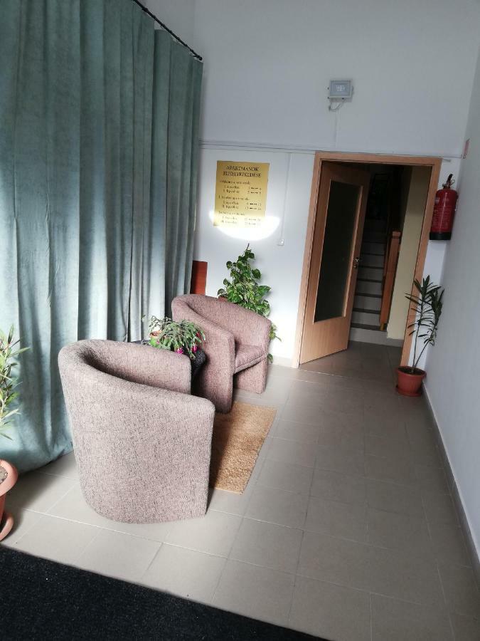 Chill Hill Apartment Egerszalok Ngoại thất bức ảnh